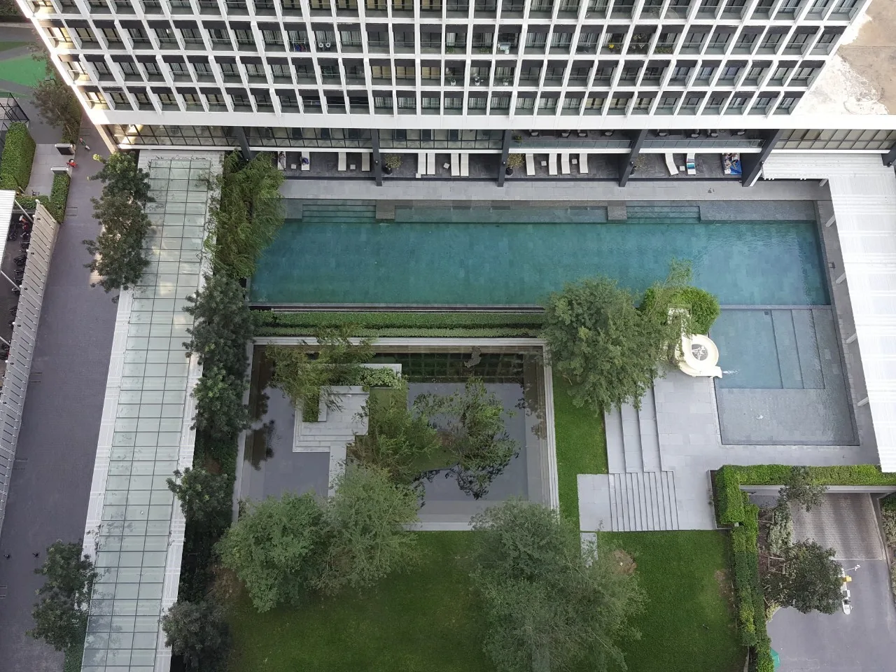 Noble Ploenchit — photo 19