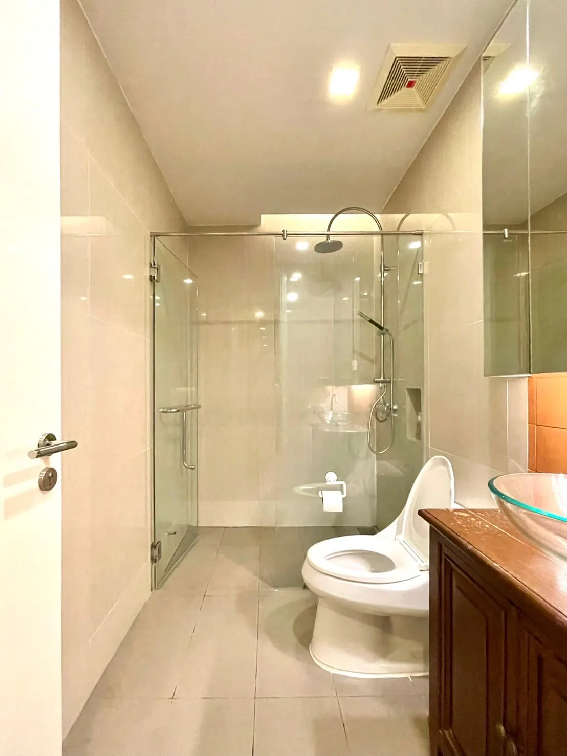 Circle Living Prototype — photo 15