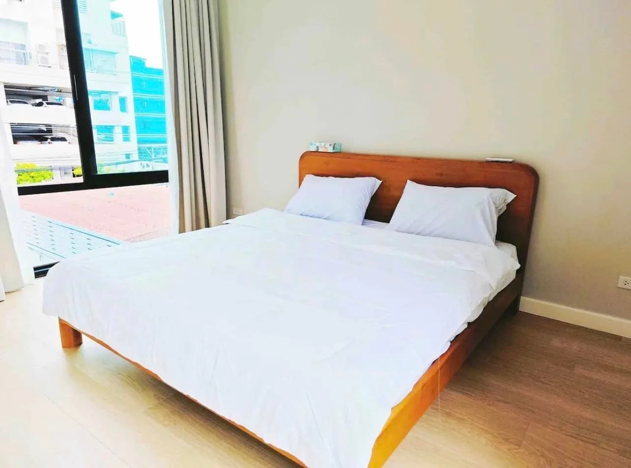 Single House Soi Inthamara 29, Lane 1 — photo 9