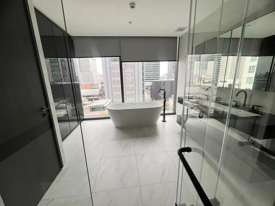 Tait Sathorn 12 — photo 12