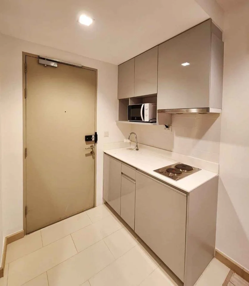 Ideo Mobi Sathorn — photo 9
