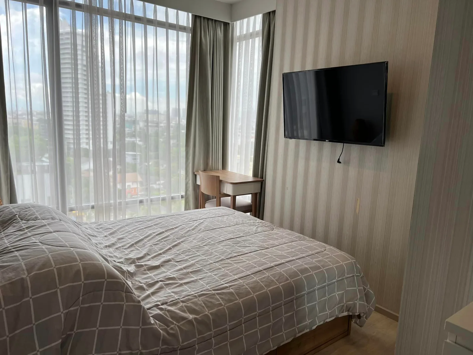 M Thonglor 10 — photo 4