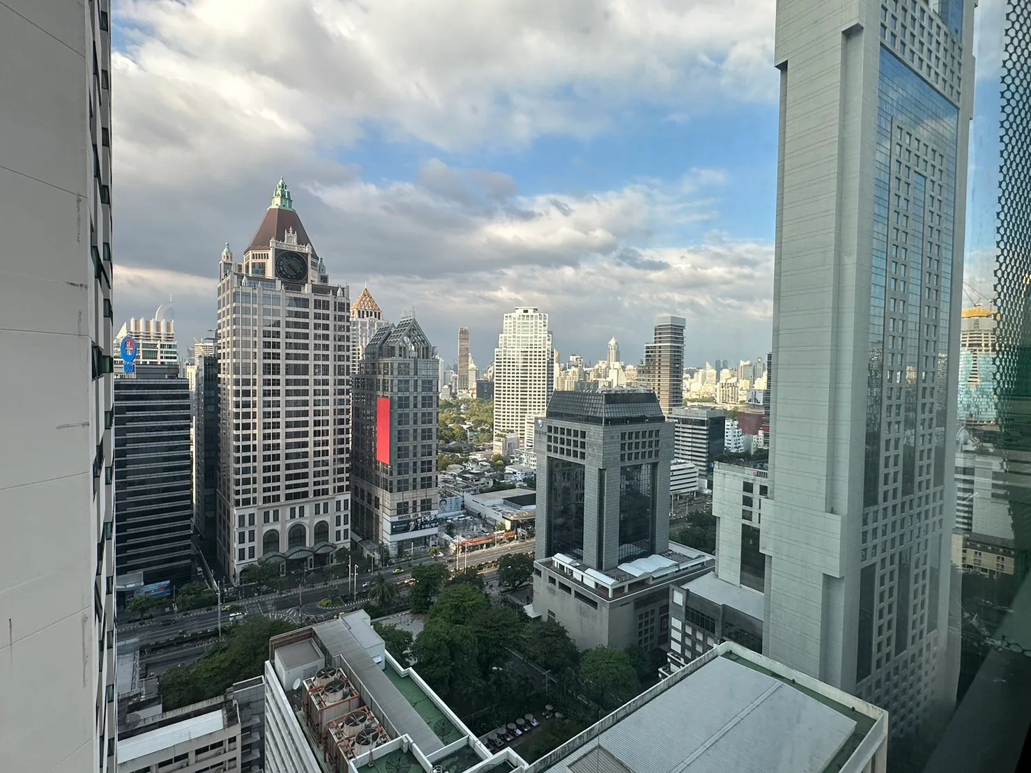 Sathorn Gardens — photo 13