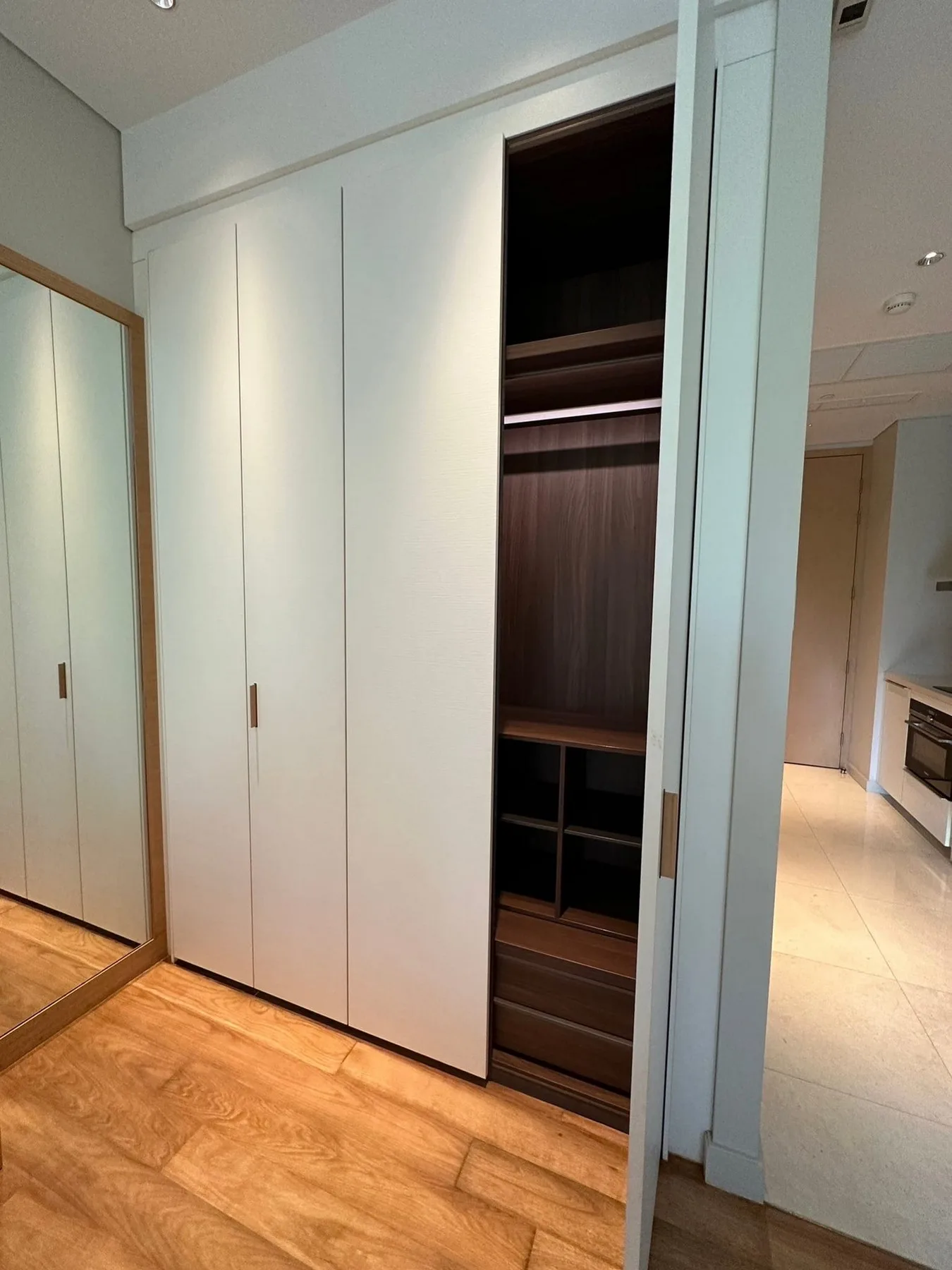 Sindhorn Residence — photo 7