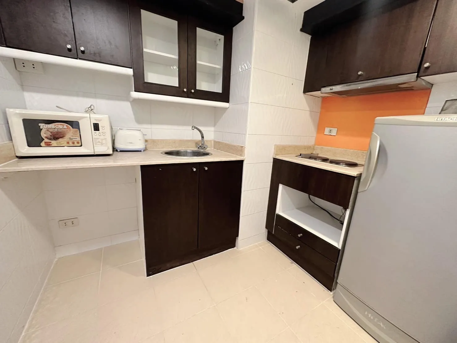 Omni Tower Sukhumvit Nana — photo 4