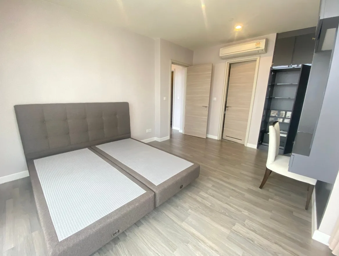 The room Sathorn - TanonPun — photo 7