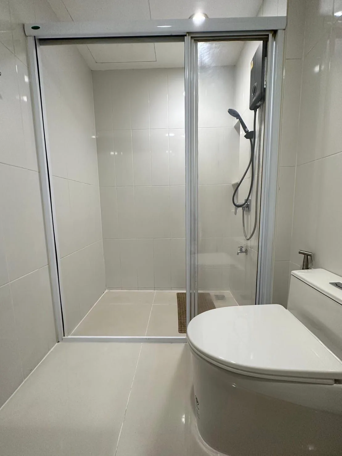 Baan Klang Muang Sathorn-taksin 2 — photo 12