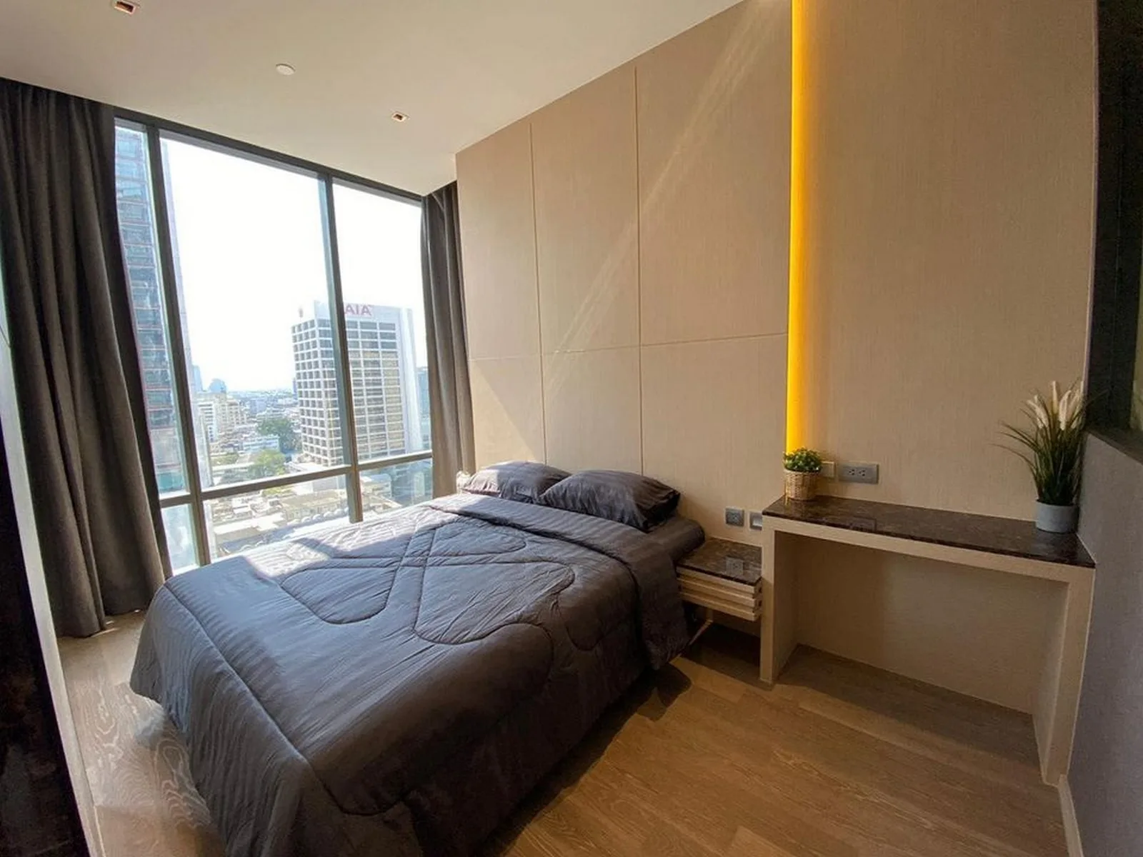 Ashton Silom — photo 11