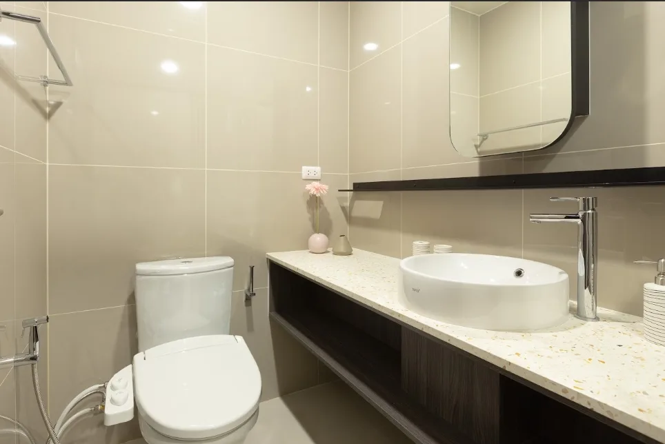 XT Huaikhwang — photo 13