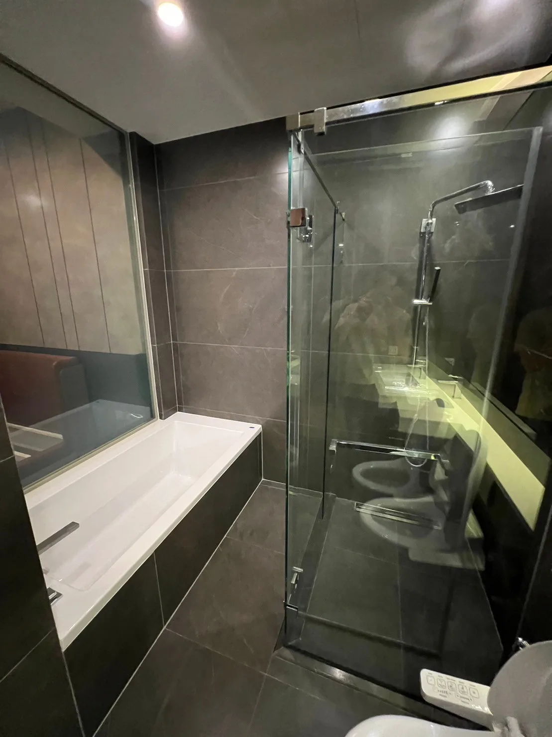 The Esse at Singha Complex — photo 8
