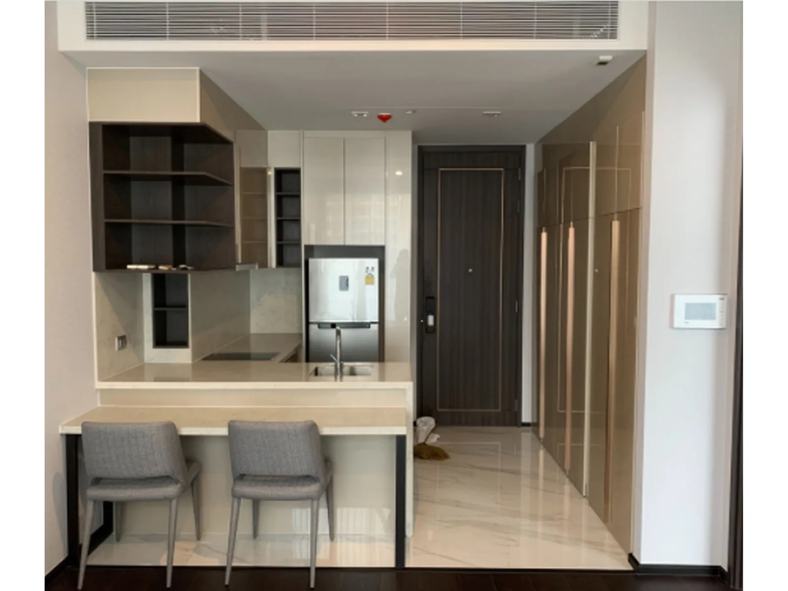 Laviq Sukhumvit 57 — photo 2