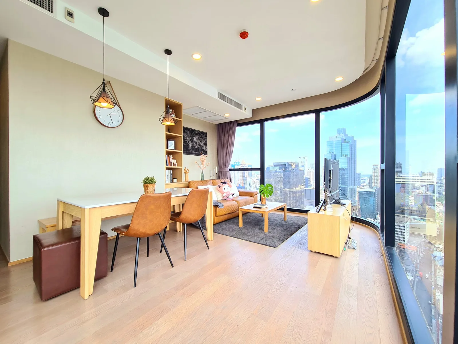 Ashton Chula - Silom — photo 1