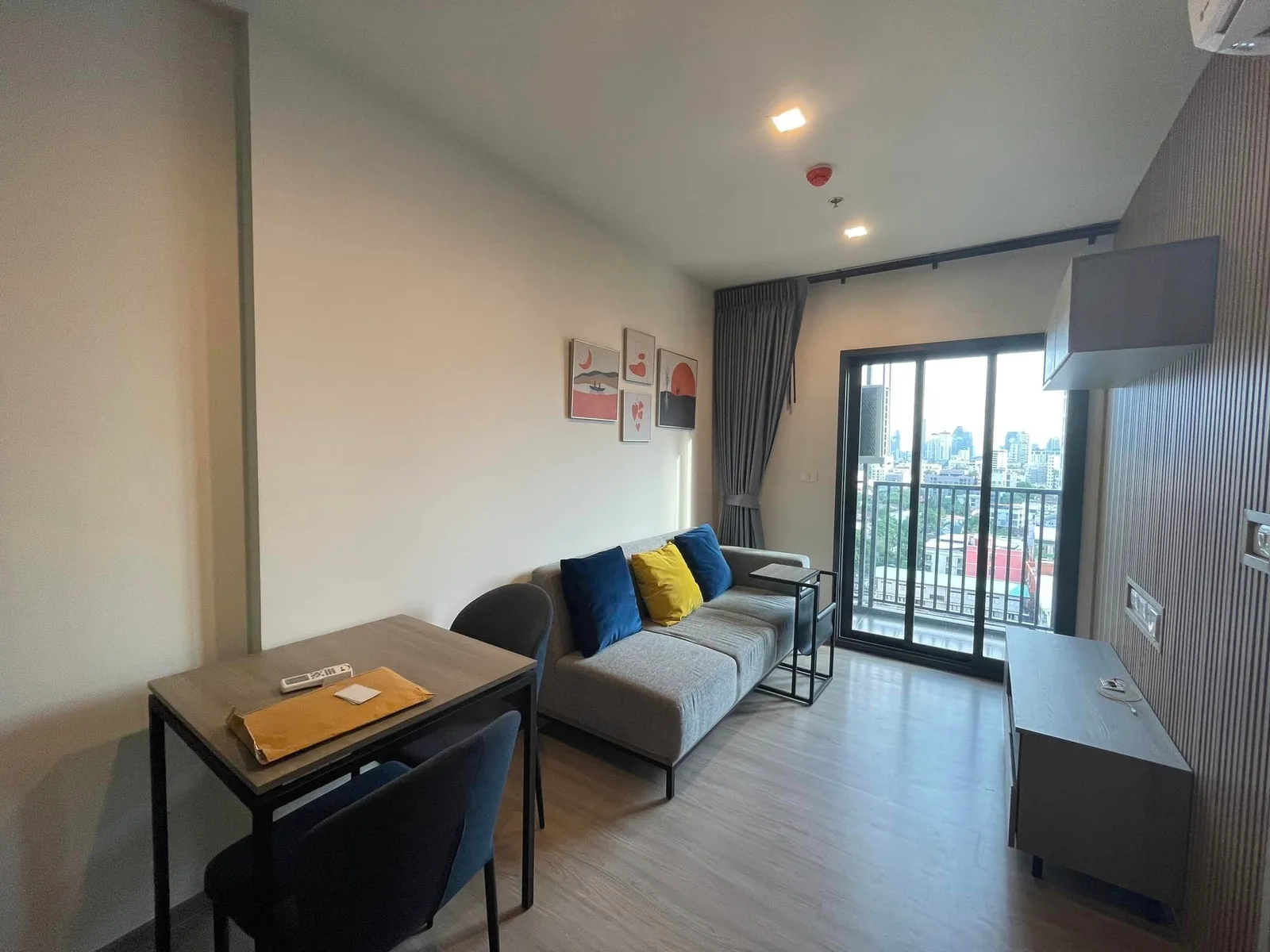 The Base Phetchaburi-thonglor — photo 2