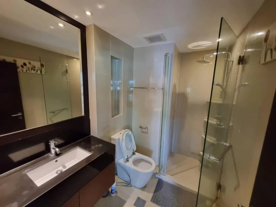 Sathorn Gardens — photo 12