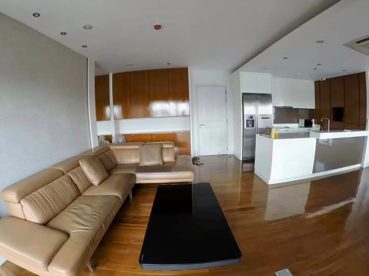 Hive Sathorn — photo 4
