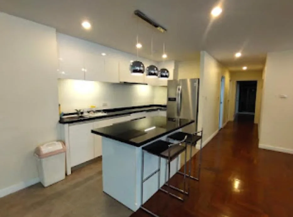 Silom Condominium — photo 3