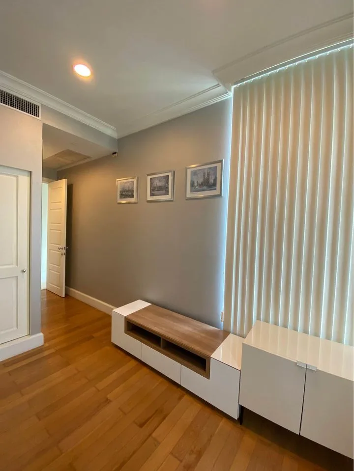 Royce Private Residences — photo 2