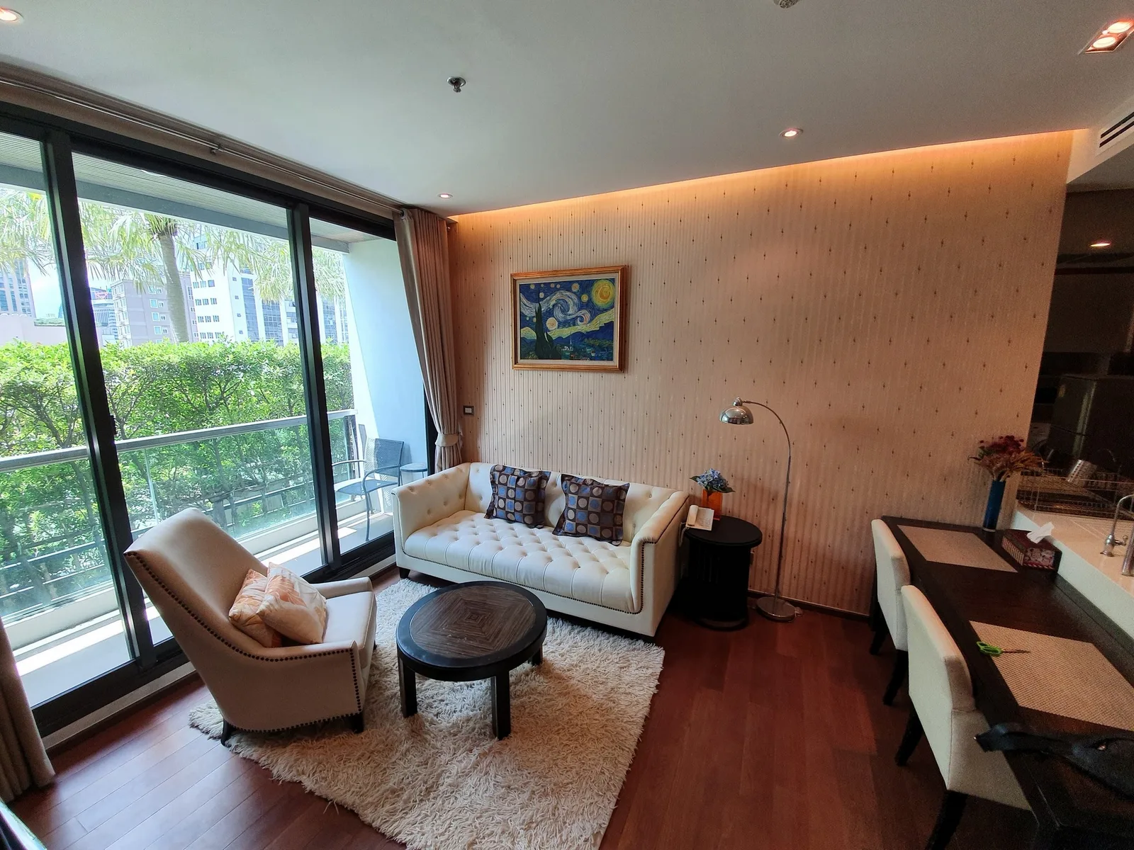 The Address Sukhumvit 28 — photo 1