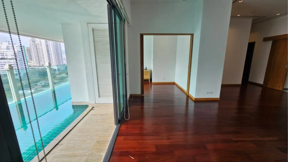 Le Raffine Jambu Dvipa Sukhumvit 39 — photo 4