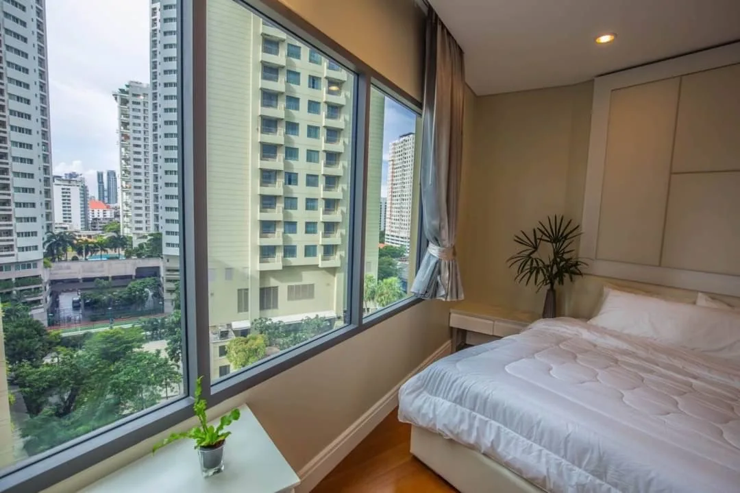Bright Sukhumvit 24 — photo 6