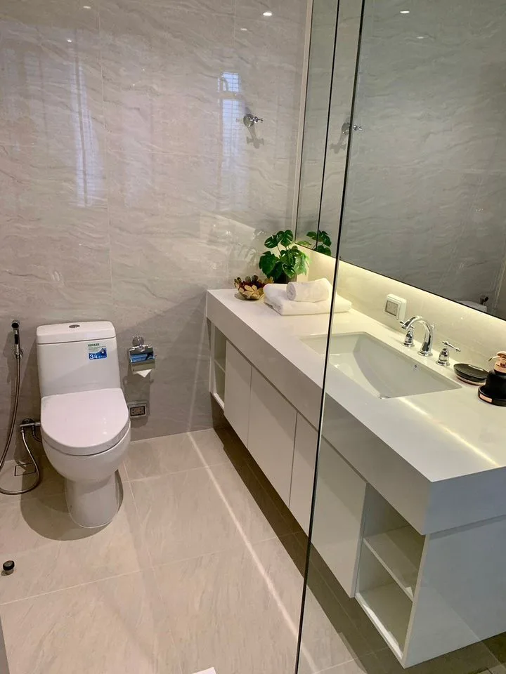 Muniq Langsuan — photo 11