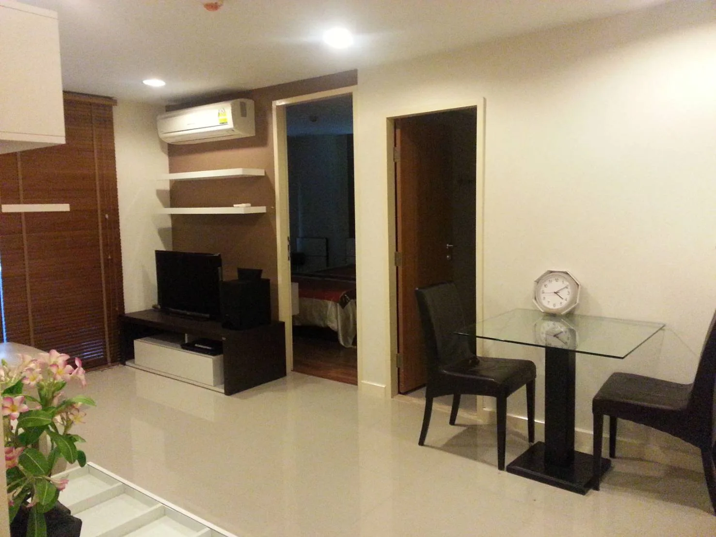 Zenith Place Sukhumvit 42 — photo 3