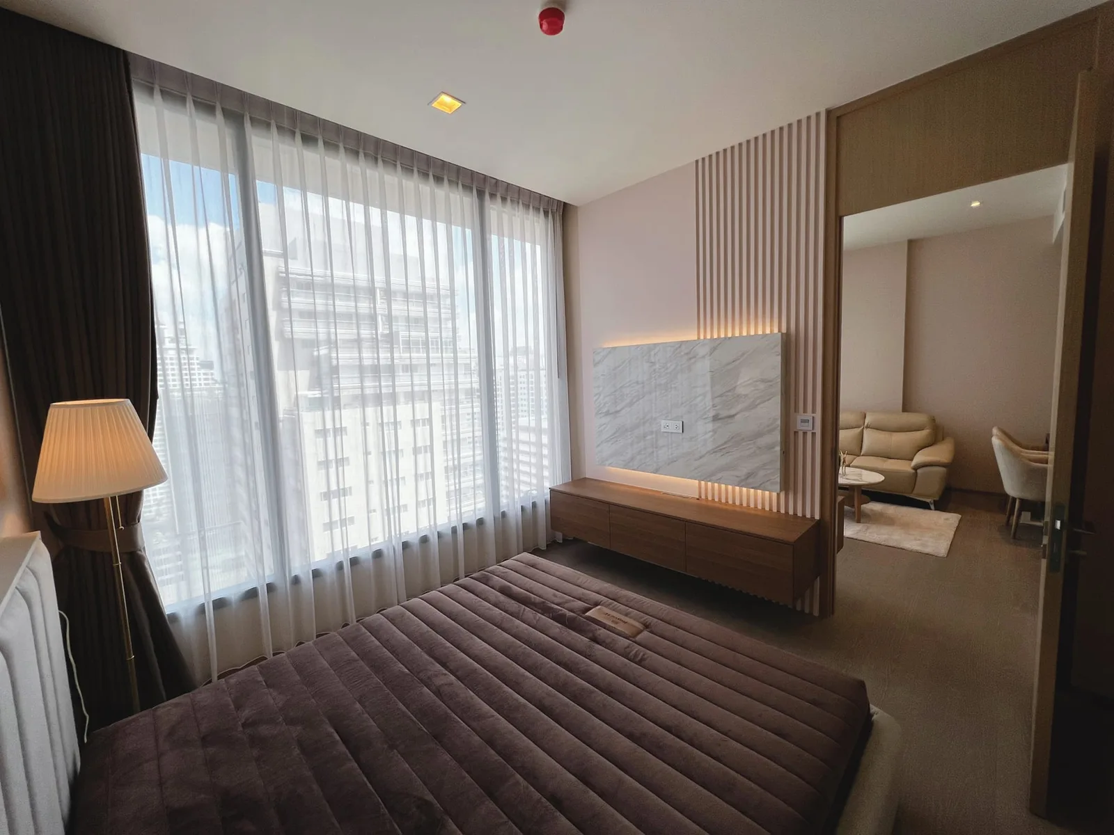 The Esse Asoke — photo 6