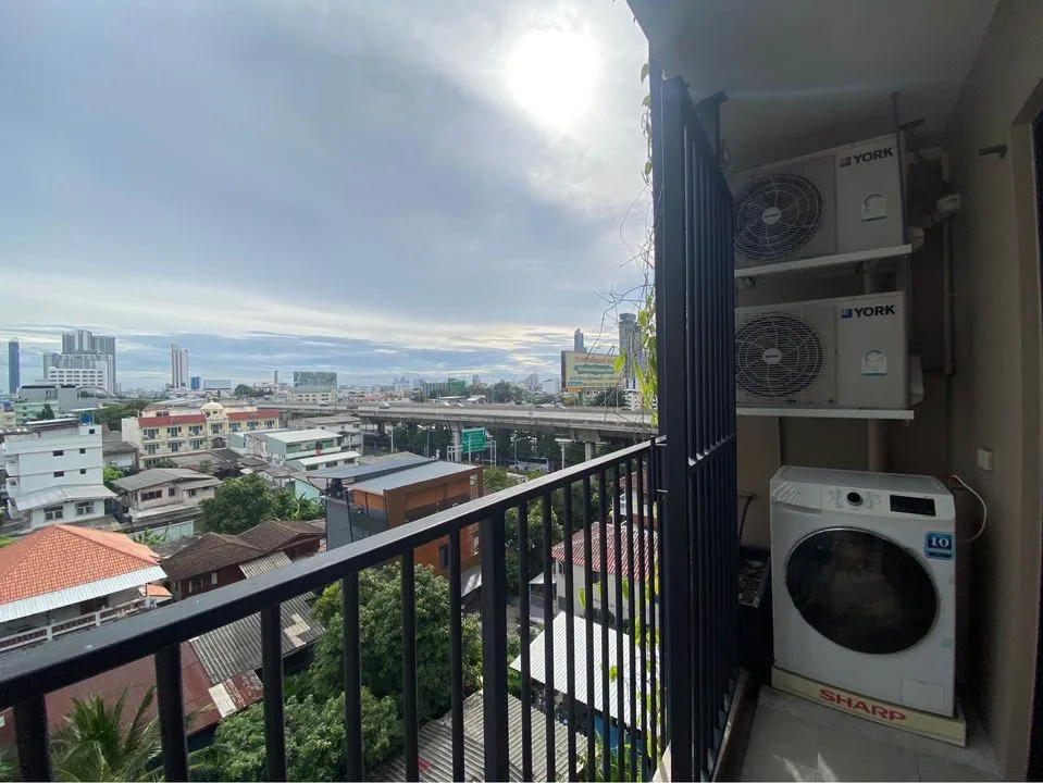 Blossom Condo @ Sathorn - Charoenrat — photo 5