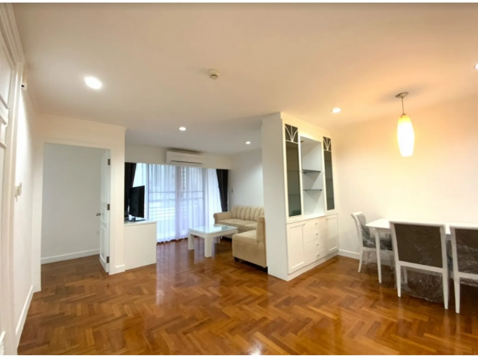 Acadamia Grand Tower — photo 2