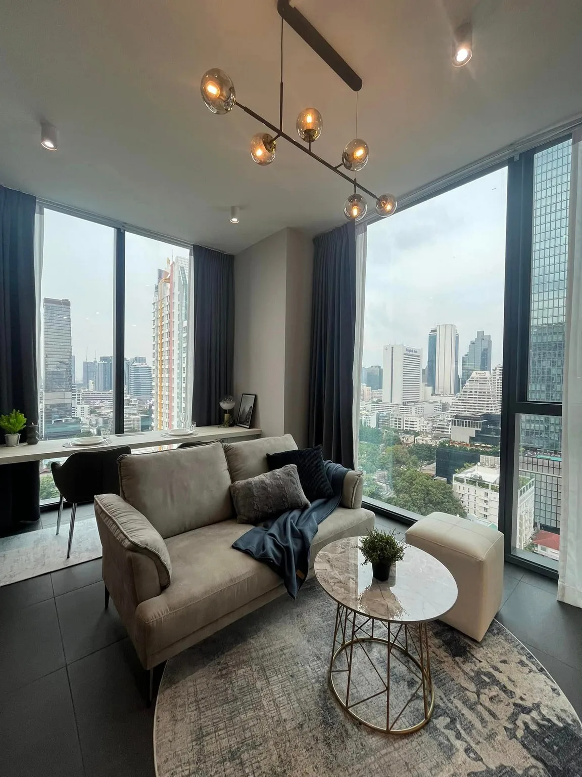 Tait Sathorn 12 — photo 2