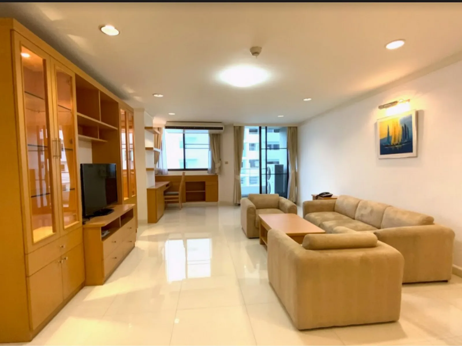 Supalai Place — photo 2