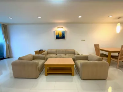 Supalai Place