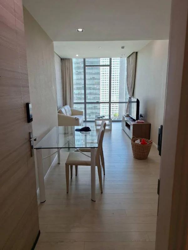 The Room Sukhumvit 21 — photo 2