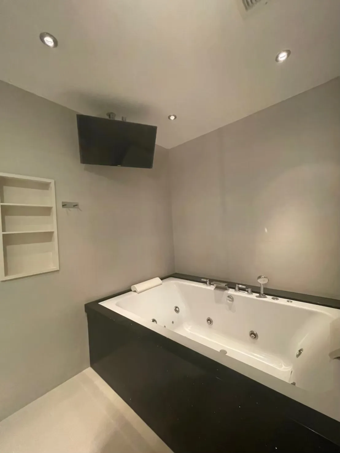 Le Raffine Jambunuda Sukhumvit 31 — photo 10