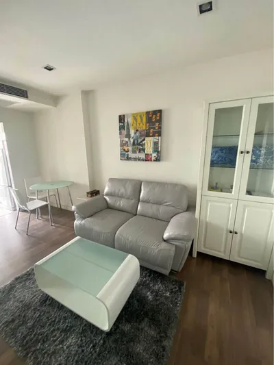 The Room Sathorn - Taksin
