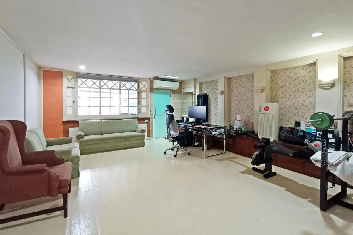 Premier Condominium — photo 7