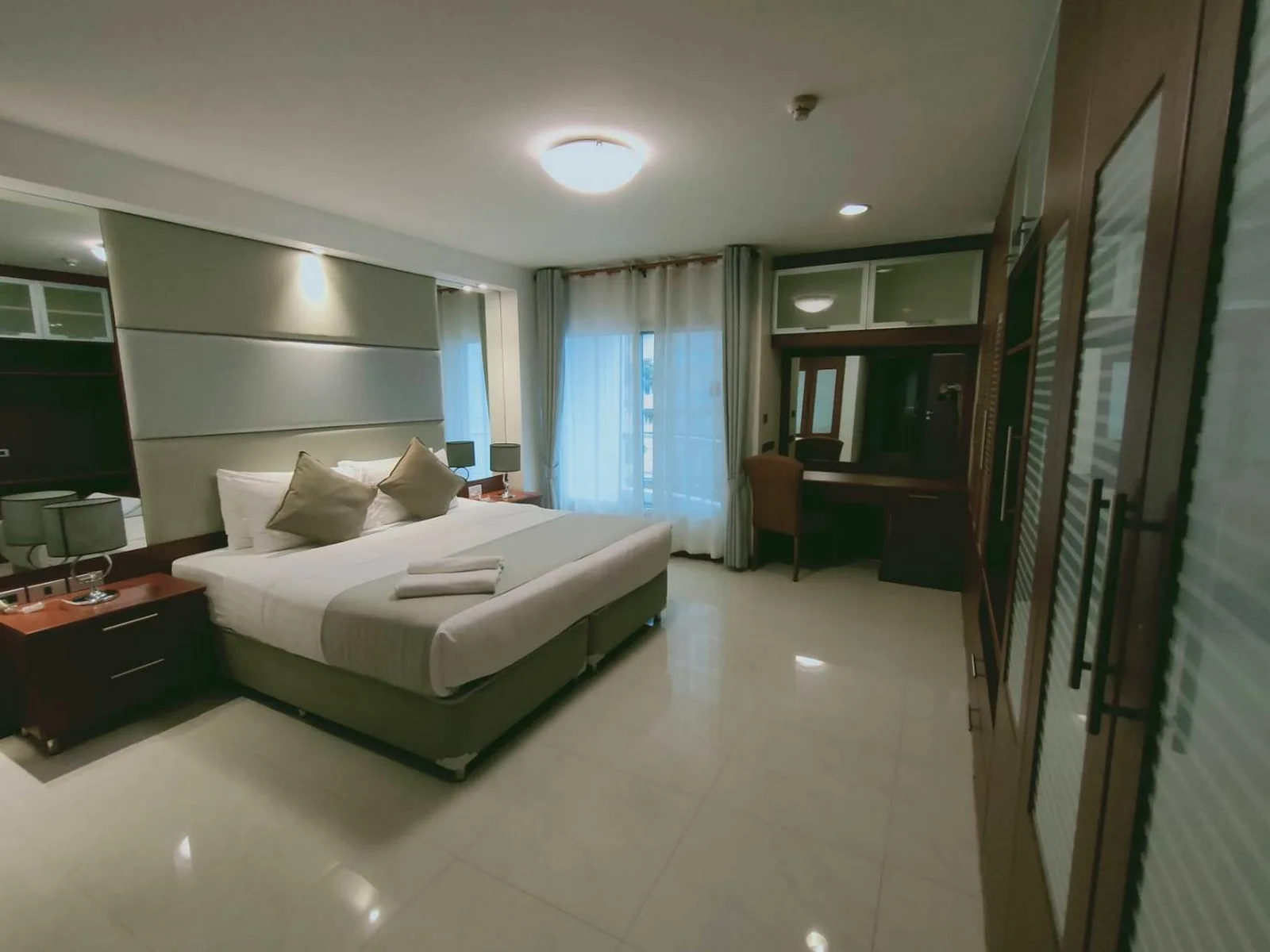 JJ Mansion — photo 9