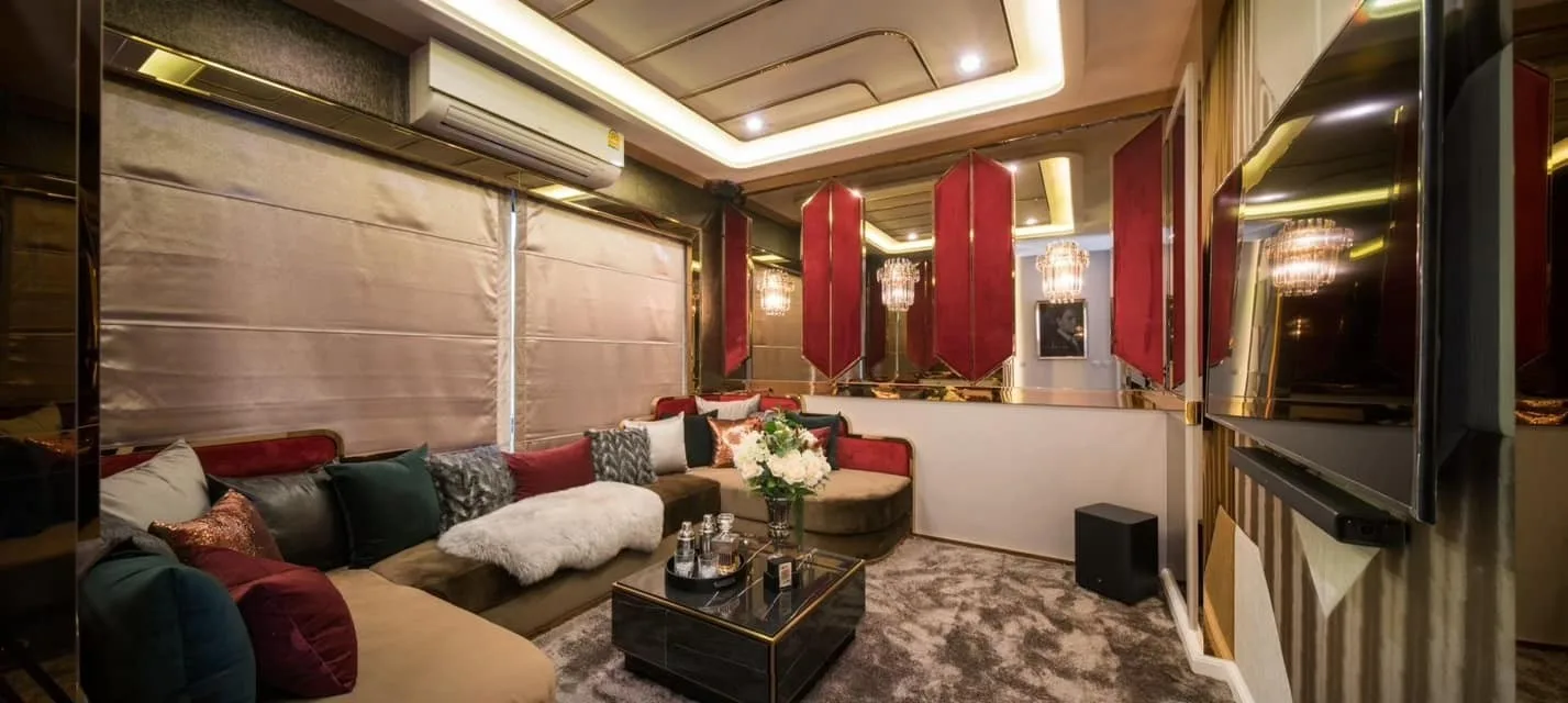 The Grand Lux — photo 9
