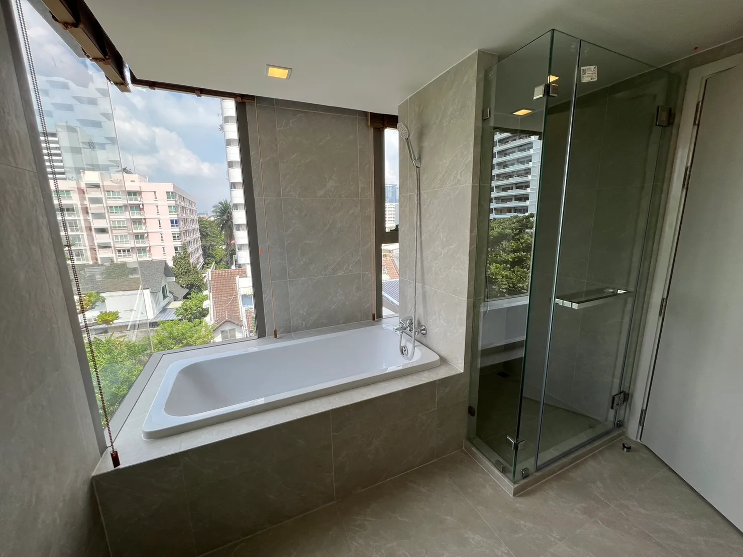 Piya Apartment Sukhumvit 15 — photo 12
