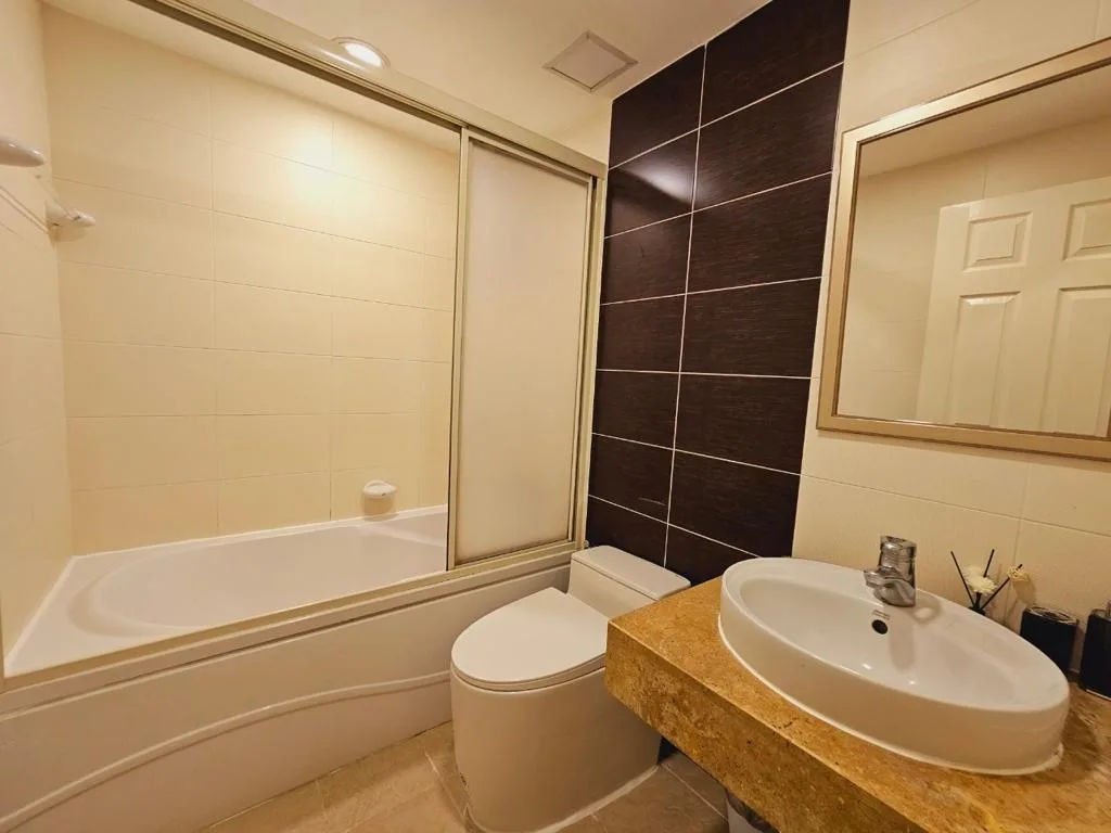 Lumpini Suite Sukhumvit 41 — photo 16