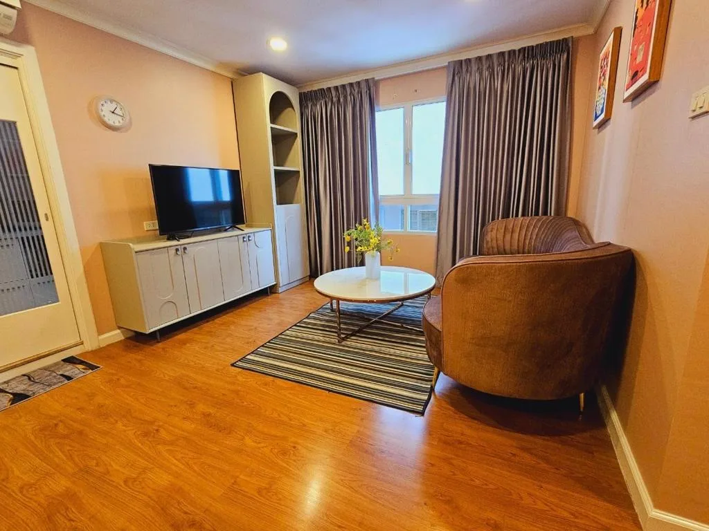 Lumpini Suite Sukhumvit 41 — photo 4