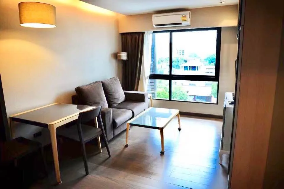 Tidy Thonglor — photo 3