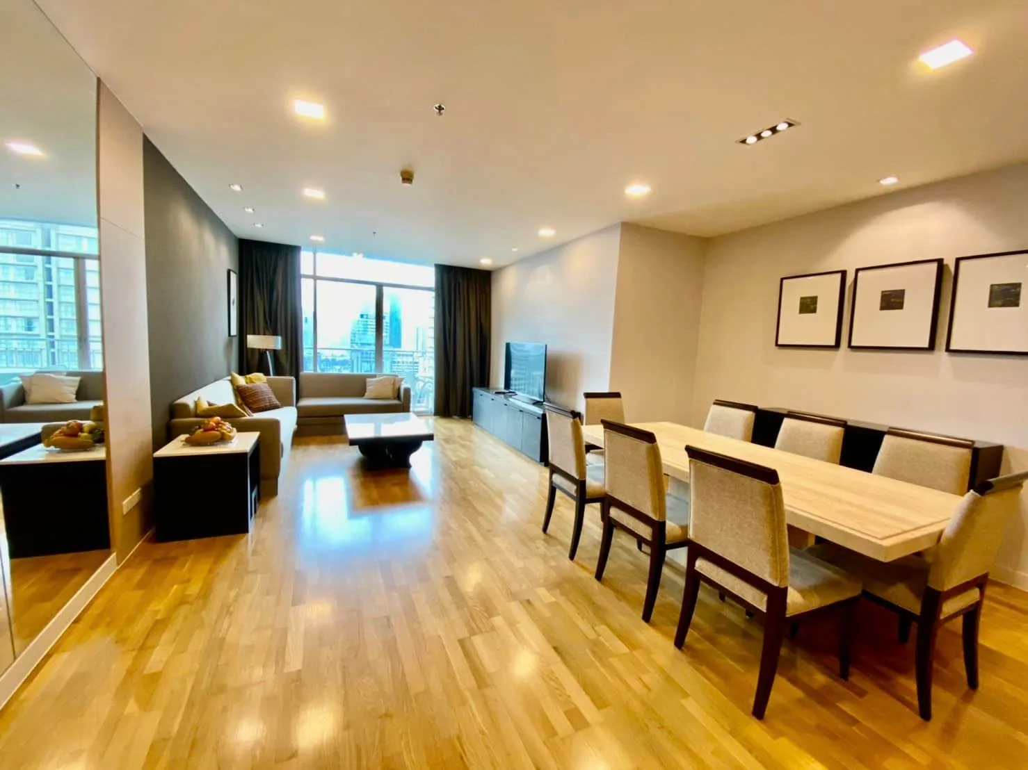 Urbano Absolute Sathon - Taksin — photo 5