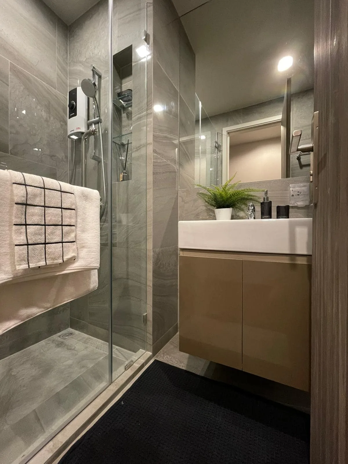 Ideo Q Sukhumvit 36 — photo 14