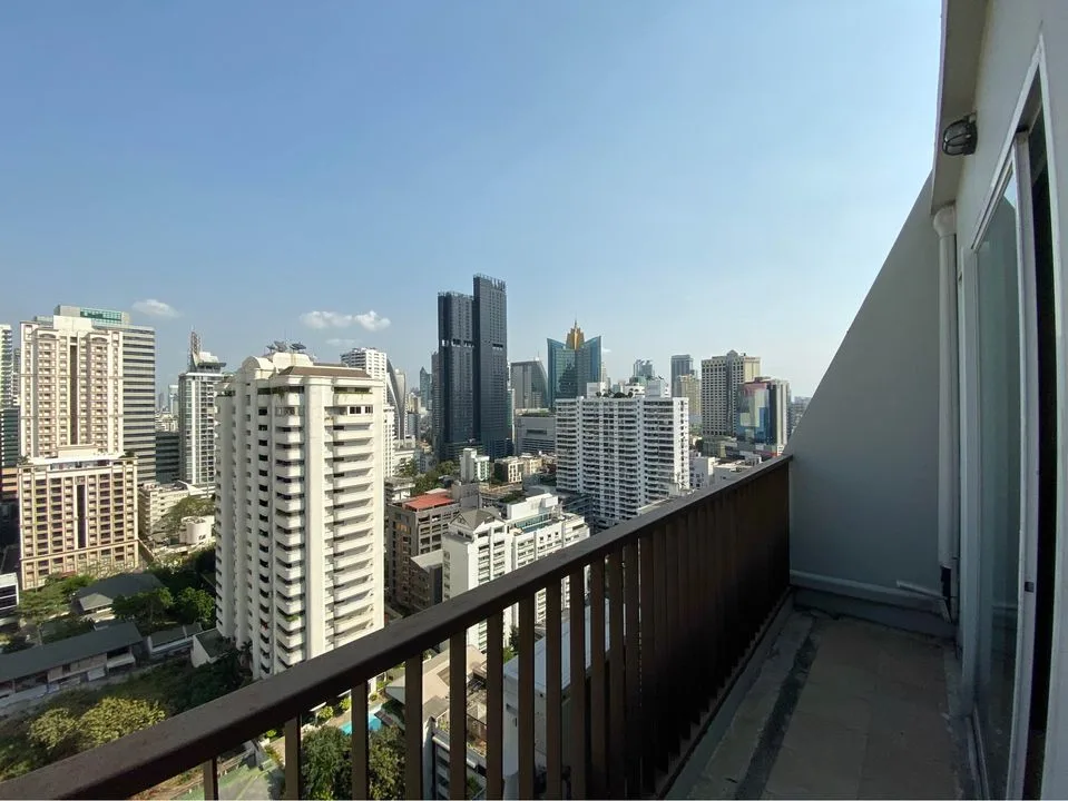 15 Sukhumvit Residences — photo 8