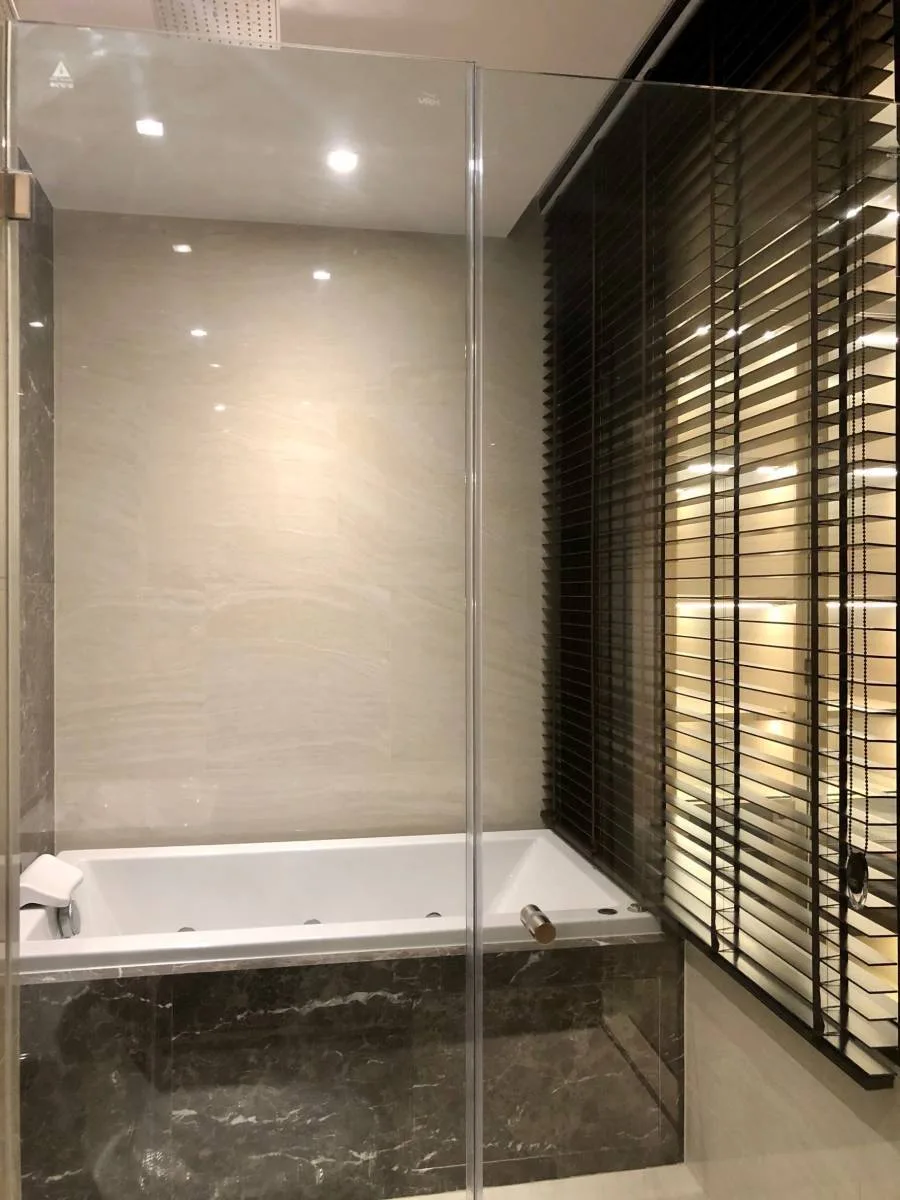 Ashton Silom — photo 15