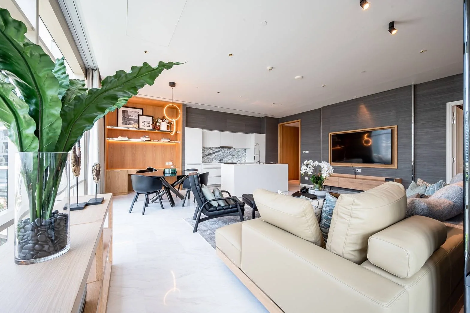 Four Seasons Private Residences Bangkok — photo 4