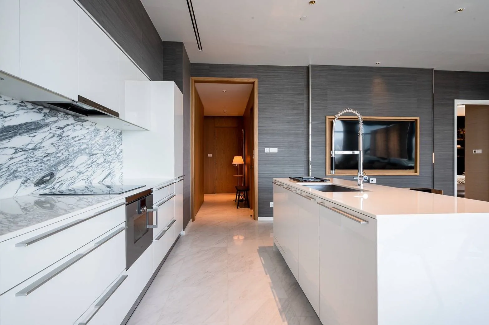 Four Seasons Private Residences Bangkok — photo 6