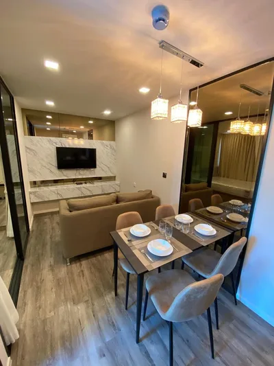 Brown Condo Huaikwang