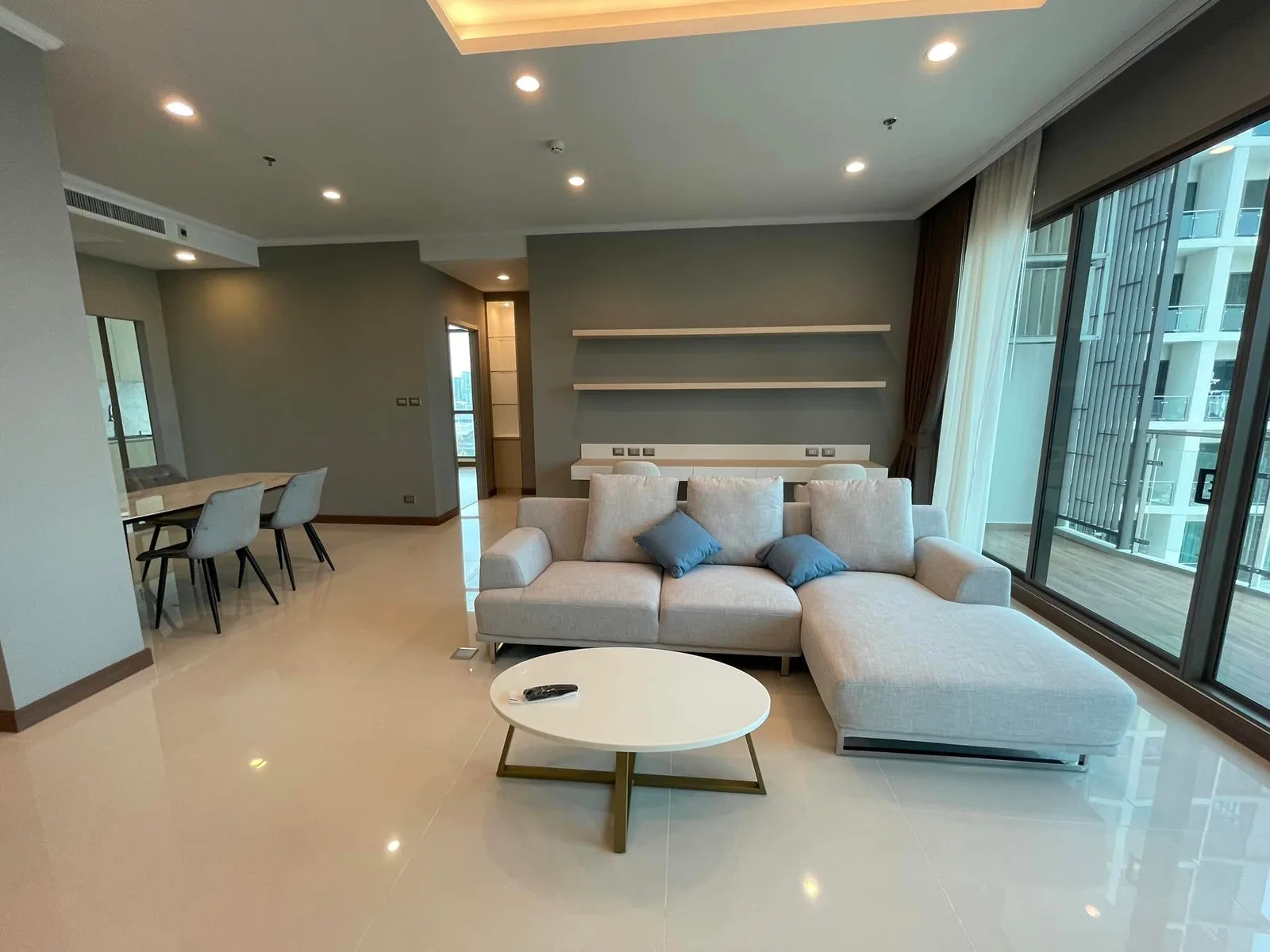 Supalai Oriental Sukhumvit 39 — photo 1